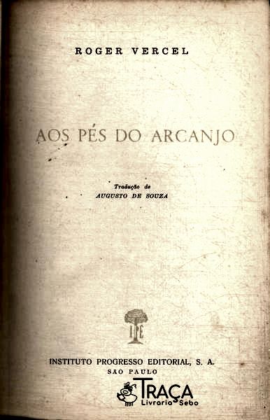 Aos Pés do Arcanjo