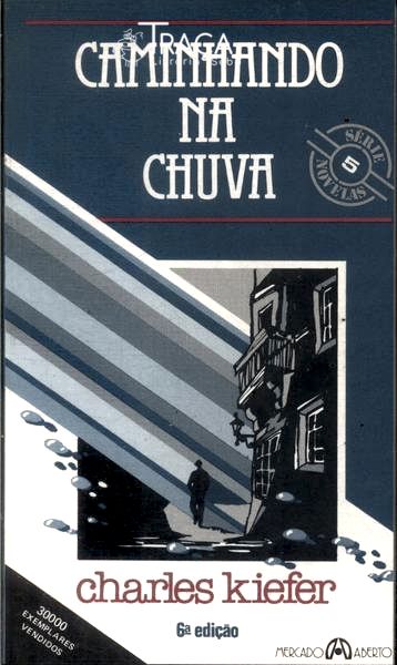 Caminhando Na Chuva