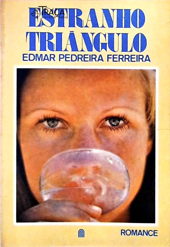 Estranho Triângulo