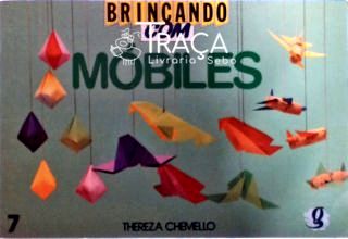 Brincando Com Móbiles