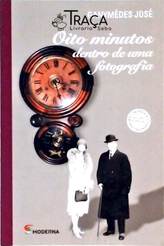 Oito Minutos Dentro De Uma Fotografia