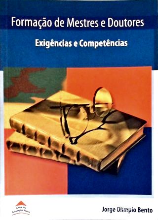 Formação de Mestres e Doutores