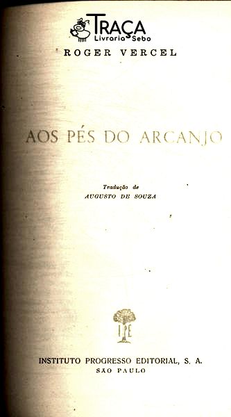 Aos Pés do Arcanjo